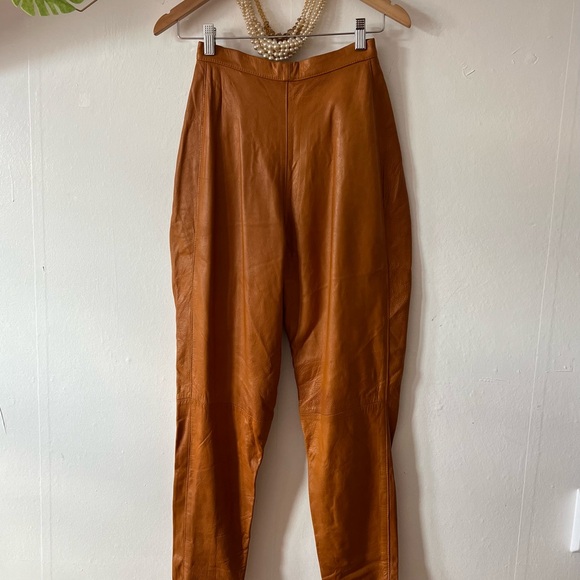VINTAGE 80s S pleated leather carrot pants camel tan Made in France lined MINT - Picture 9 of 16